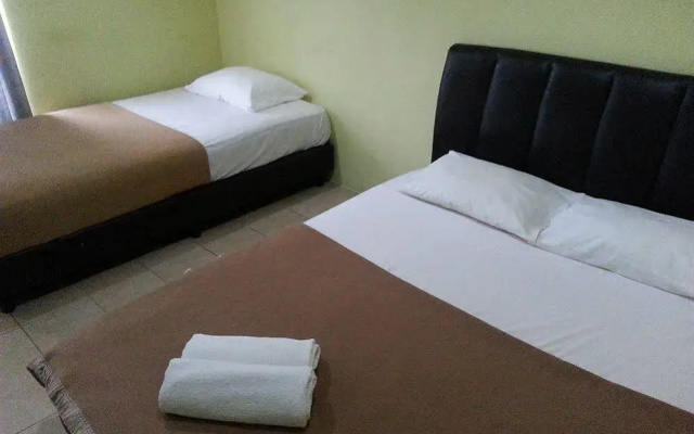 Century Rest Inn