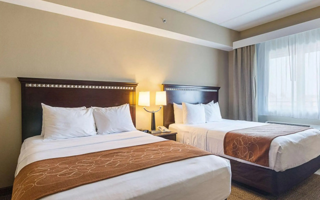Comfort Suites Beachside