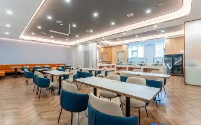 LanOuShangPin Hotel (Baoji Long County Guanshan Avenue)