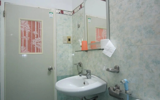Hoa Xuan Hotel