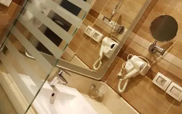 Sheraton Ocean 401 - No Pool Access
