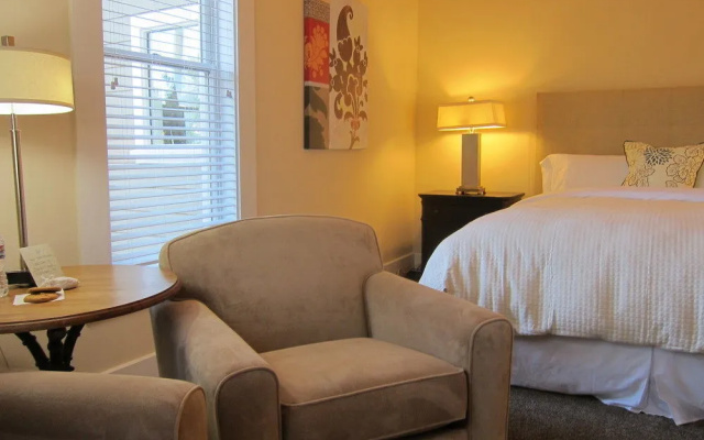 The Inn at Cobbler's Walk Mendocino