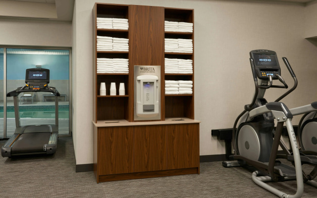 Courtyard by Marriott Oshawa