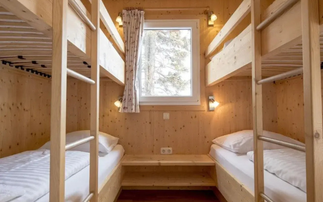 Amazing Chalet With Sauna