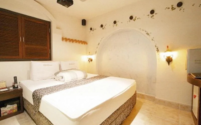 Paradia Hotel