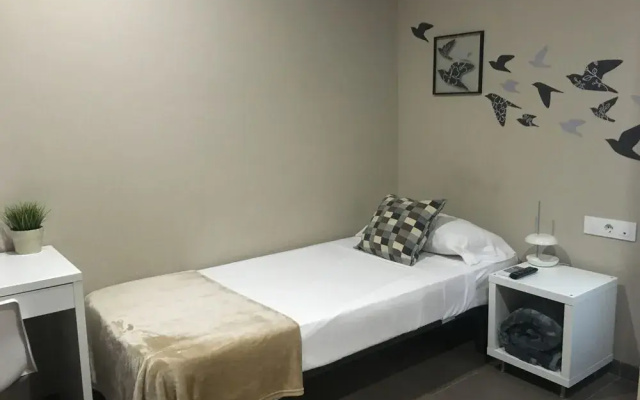 Laramond Barcelona Rooms