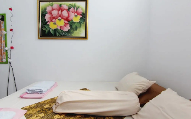 Tiga Dua Homestay by ZUZU