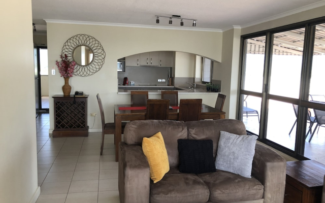 Coral Towers Holiday Suites