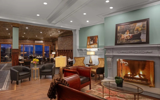 Rockport Harbor Hotel