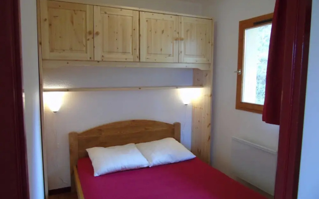 Lou Services Apartment CB3 LSI 001