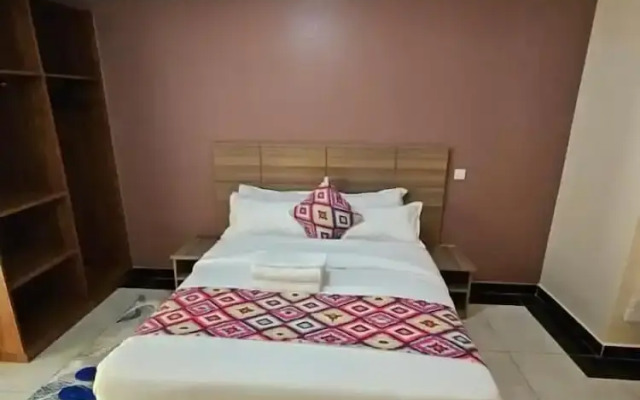 Big Tusks Hotel Marsabit