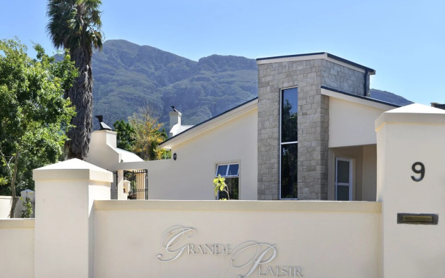 The Protea Apartment No01