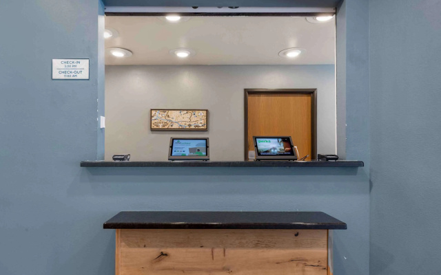 WoodSpring Suites Austin Northwest