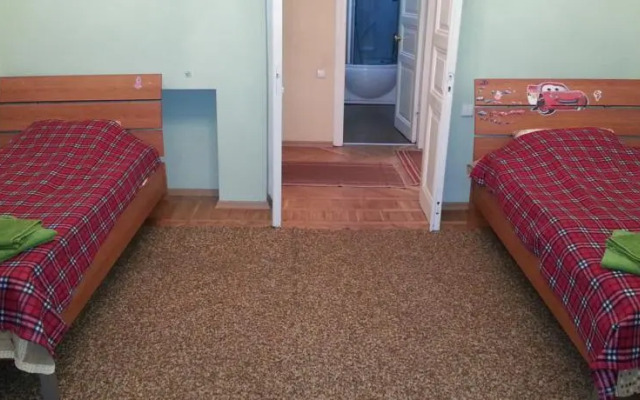 Aghmashenibili Nino Guest house