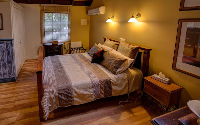 Trawool Cottages and Farmstay