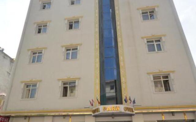 Dimet Park Hotel вид на фасад