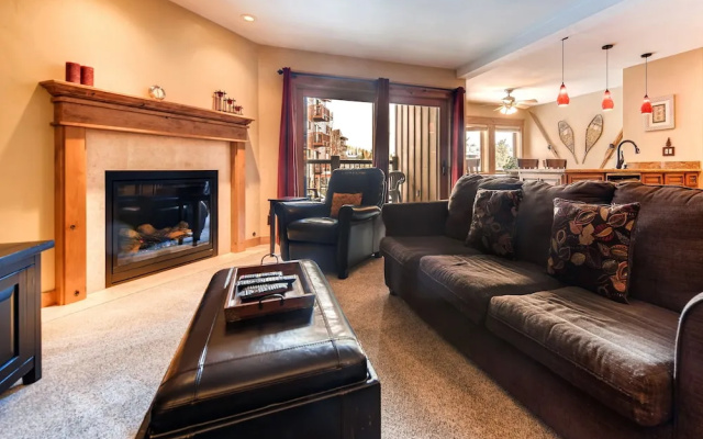 Park Place Condos by CRMR