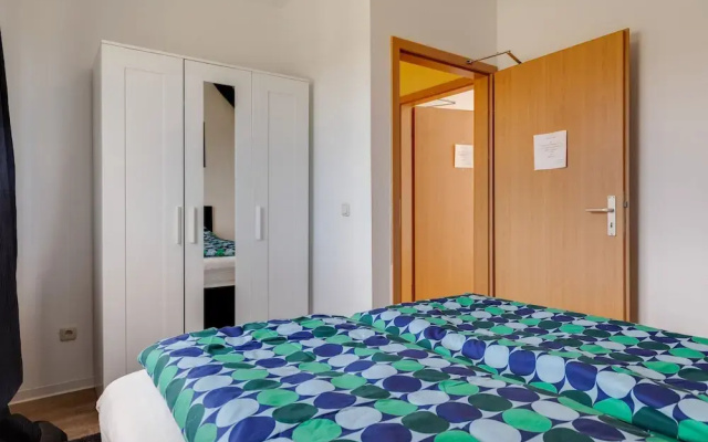 Spacious Family Haven in Kropelin