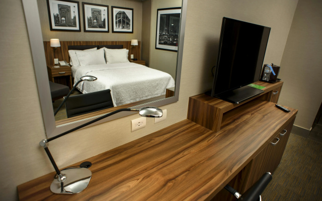 Hampton Inn by Hilton Piedras Negras
