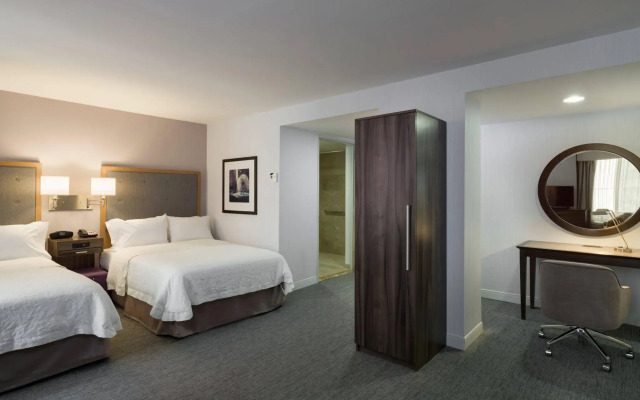 Hampton Inn Manhattan/Times Square South