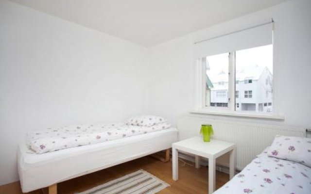 Fálkinn Guesthouse