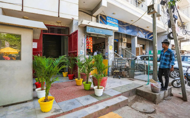 OYO Townhouse 1051 Galaxy Inn