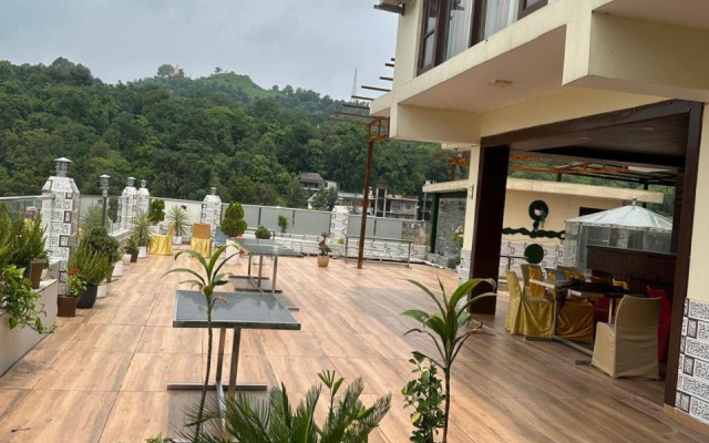 OYO 28397 Hotel Anant