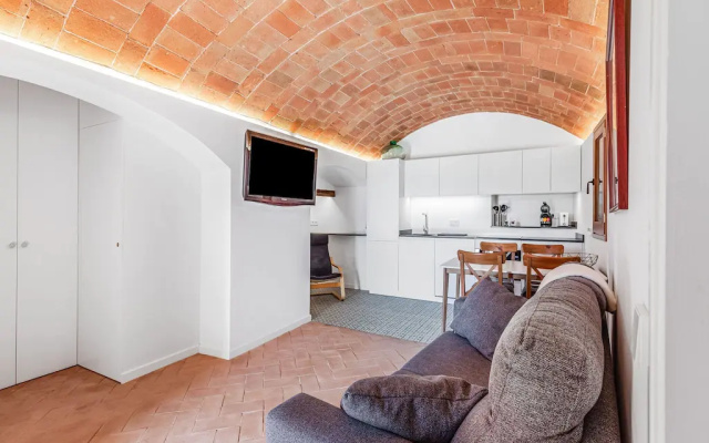 Charming Holiday Home in Vulpellac With Shared Pool
