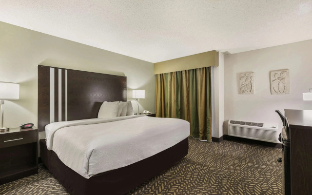 Best Western Indian Oak