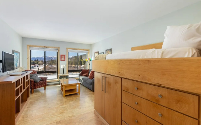 2754 Slopeside Condo by RedAwning