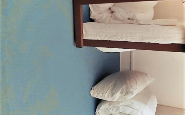 Comma Plus - Hostel