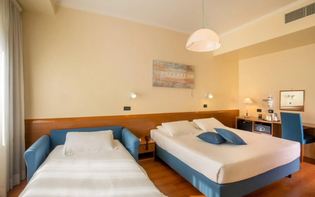 Best Western Plus Globus Hotel