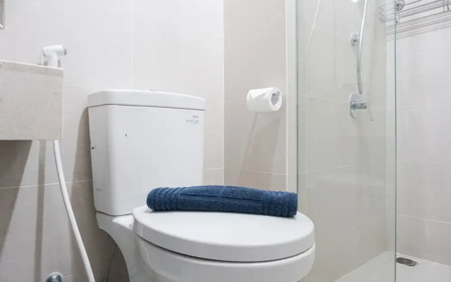 Chic and Cozy Studio Apartment at Puri Mansion