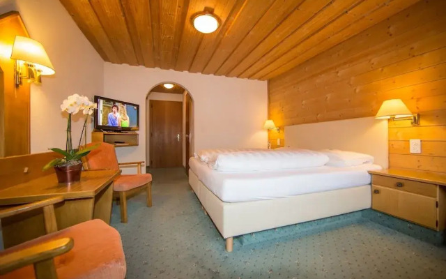 Hotel Cresta