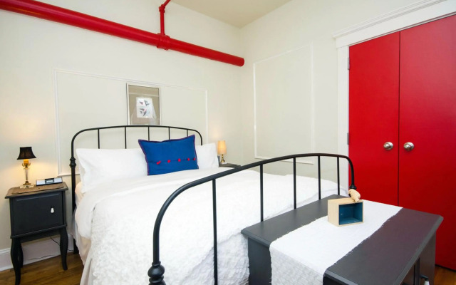 The Box House Hotel