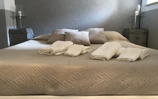 Veranda Suites
