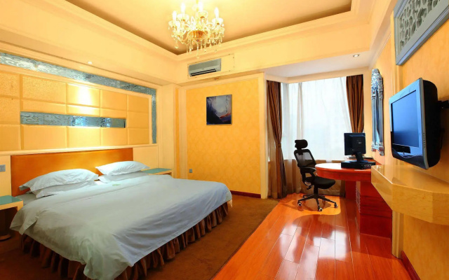 Bluesky Hotel