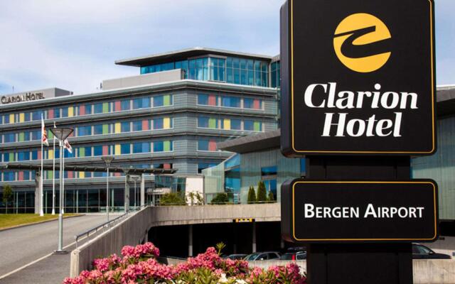 Отель Clarion Bergen Airport Берген вид на фасад