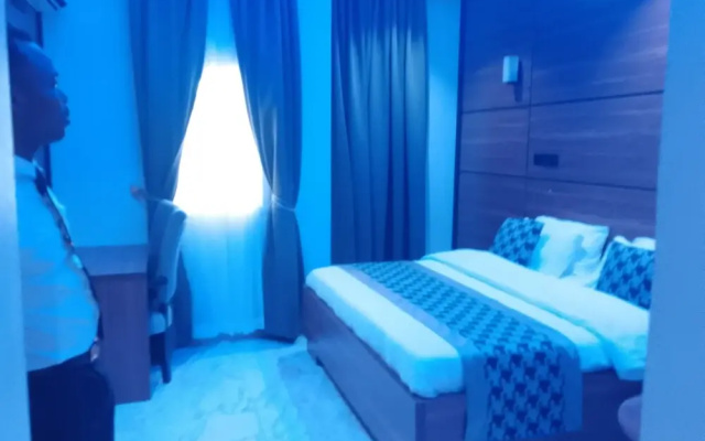 Rhocharls Hotel and Suites