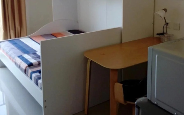 Lot 8 Serviced Apartments