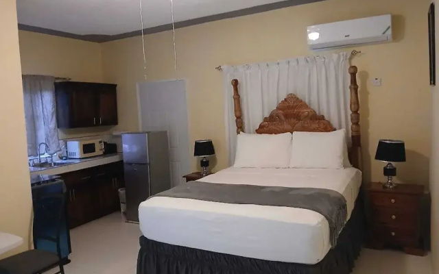 Runtings Hideaway Stay Nomprel Road Negril