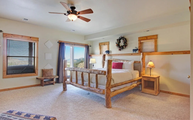 Mount Enentah 37 2 Bedroom Condo by RedAwning