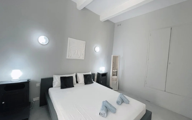 Ursula Charm Apartments
