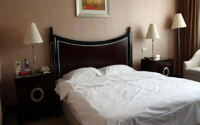 Marco Polo Commercial Hotel