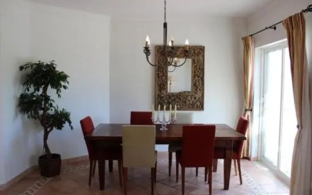 Villa Salinas