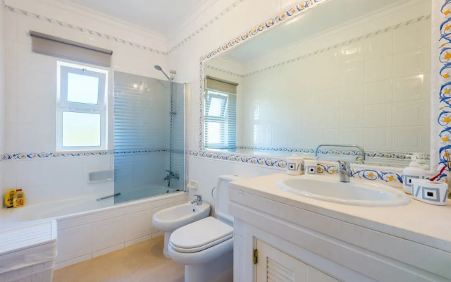 Fairviews Village Boavista Resort Lagos