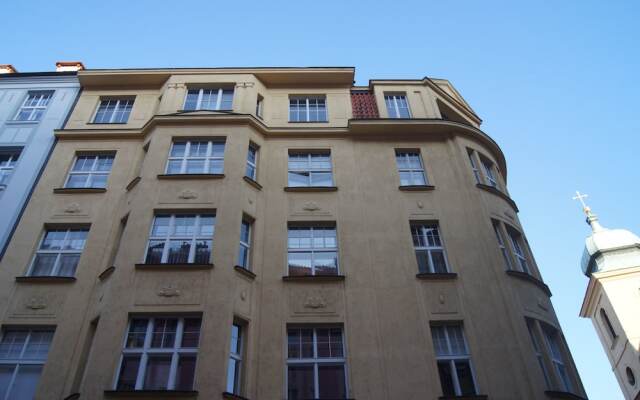 Апартаменты Bilkova Apartments Прага вид на фасад