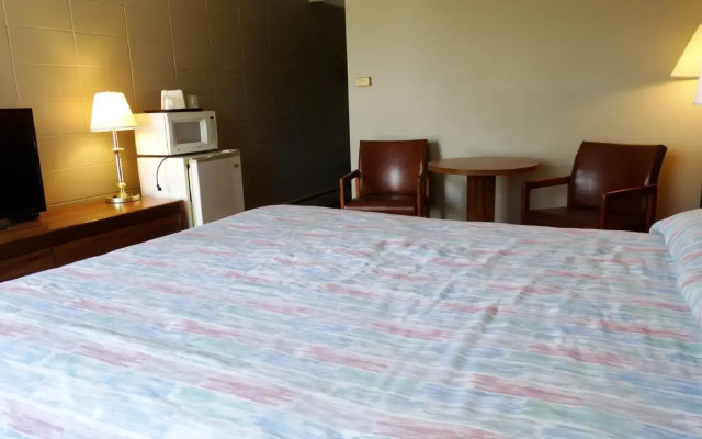 Attican Motel