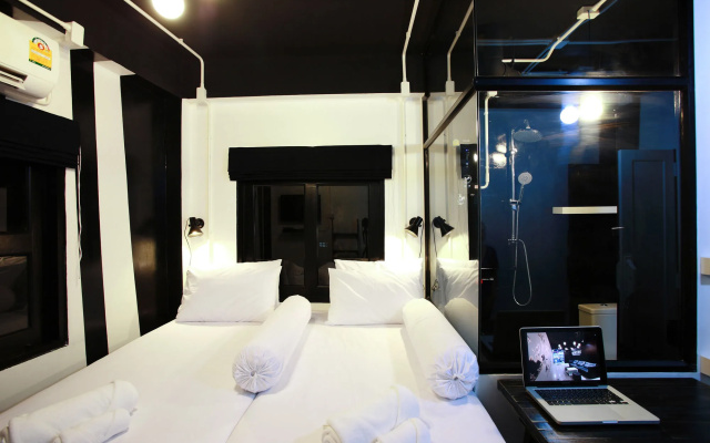 Meroom Hotel