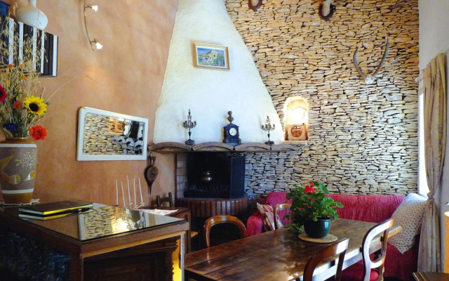 Charming stone Tiny House with private terrace, Villes-sur-Auzon